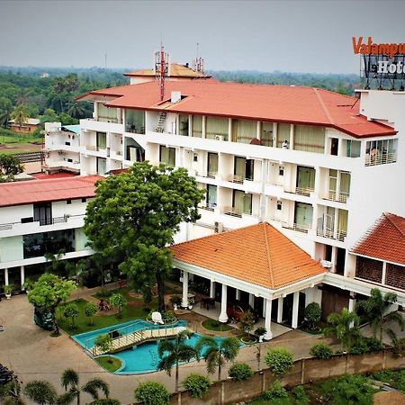 The Valampuri Hotel Jaffna Exterior photo